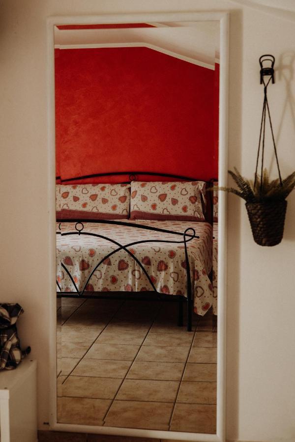 フィウミチーノ Emotions Bed & Breakfast エクステリア 写真