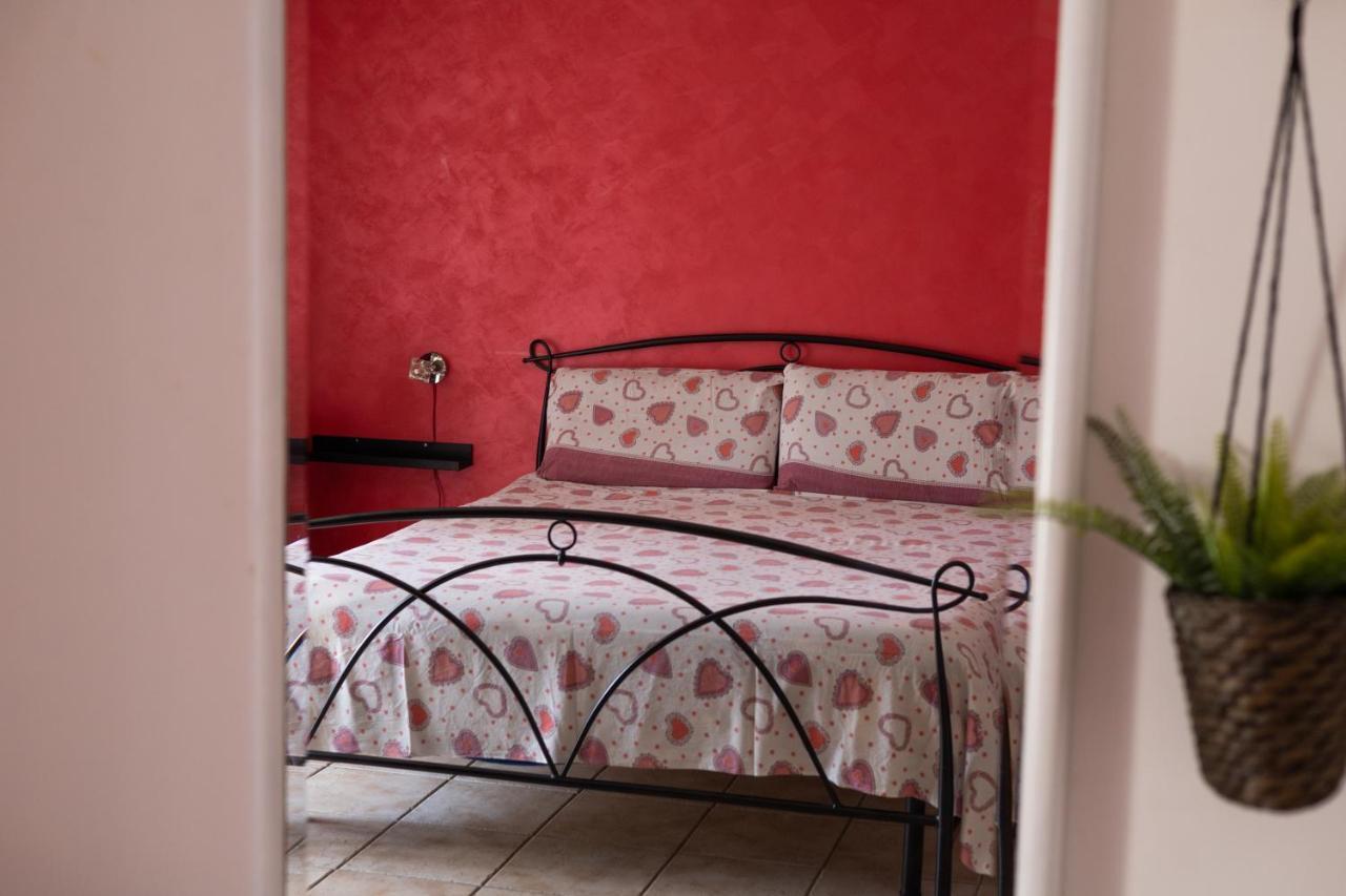 フィウミチーノ Emotions Bed & Breakfast エクステリア 写真