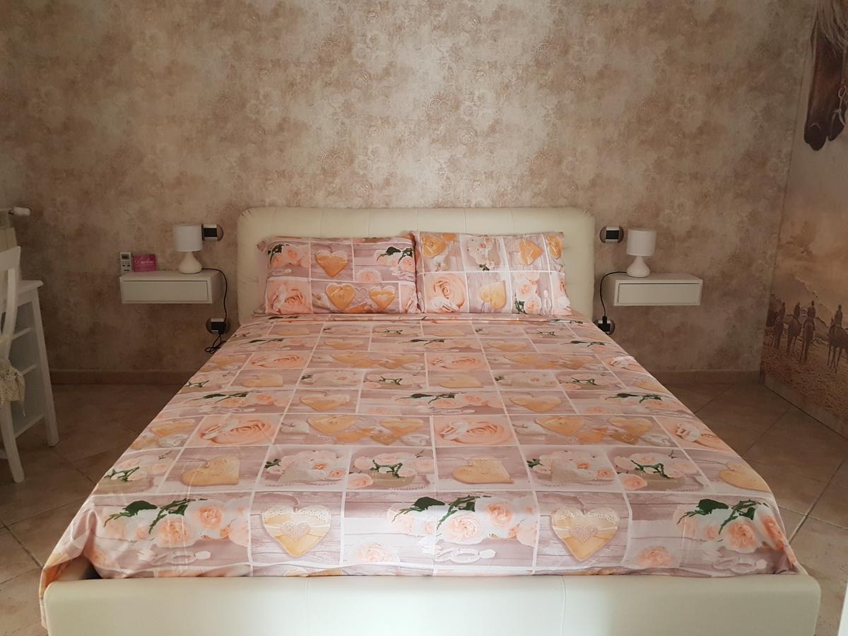 フィウミチーノ Emotions Bed & Breakfast エクステリア 写真
